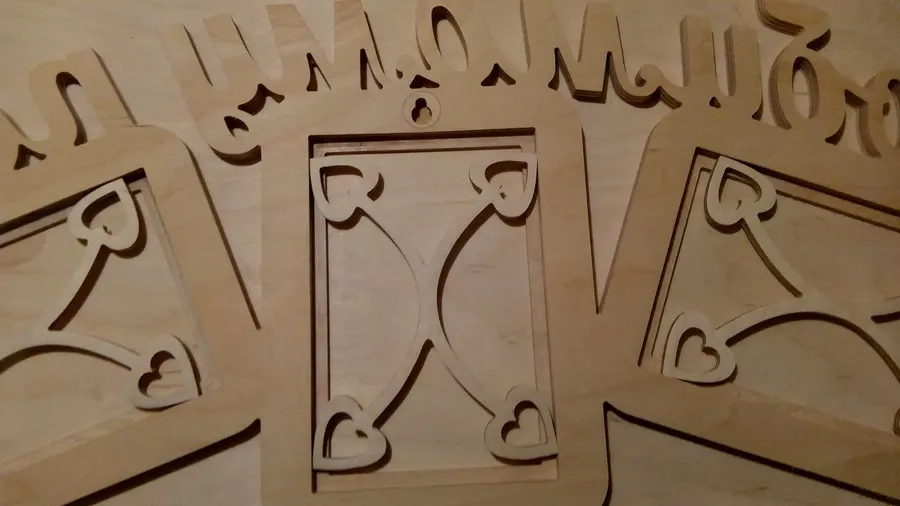 کتابخانهٔ لیزر ۱۳۱۵