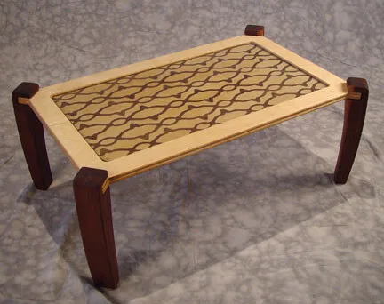 منبر چوبی هندسی