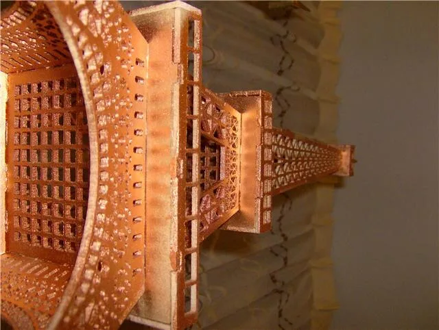 نمایشگر معماری برج ایفل