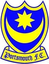 emblema پورتسموث با ستاره و ماه