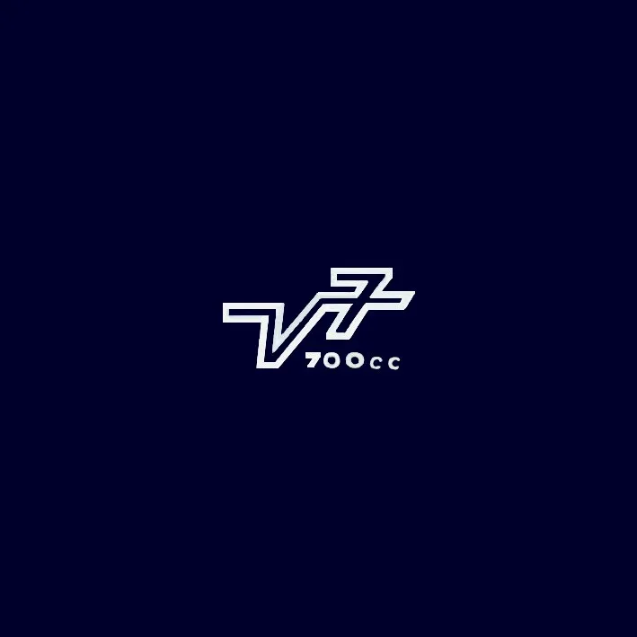 نماد لوگو با 'V' و '7' نمایش داده شده